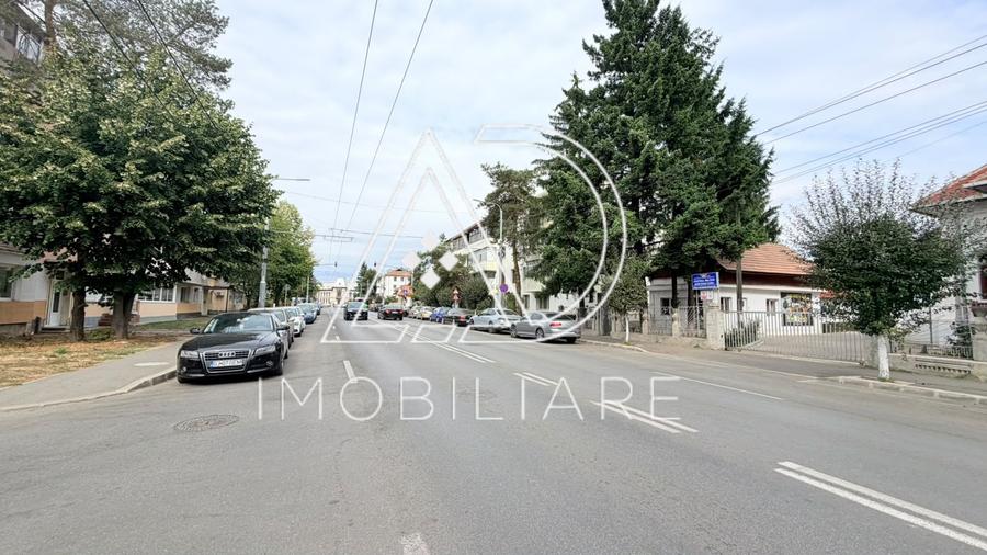 APARTAMENT 3 CAMERE DE VÂNZARE – BULEVARDUL REPUBLICII | ETAJ 1