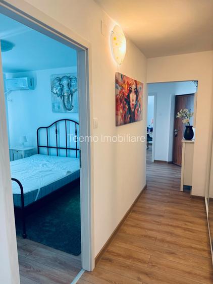 Apartament 3 camere, decomandat, 70 mp, centrala proprie, metrou, Crangasi - 2