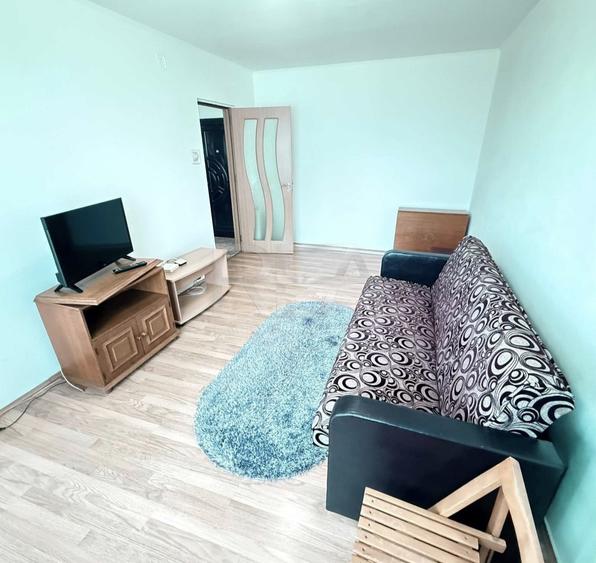 2 camere, 8/8, bloc 1979, anvelopat, 51 mp-Gorjului