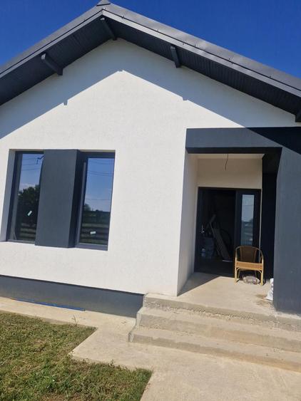 CASA NOUA - EXTERIOR FINALIZAT- interior de finisat dupa propriul gust
