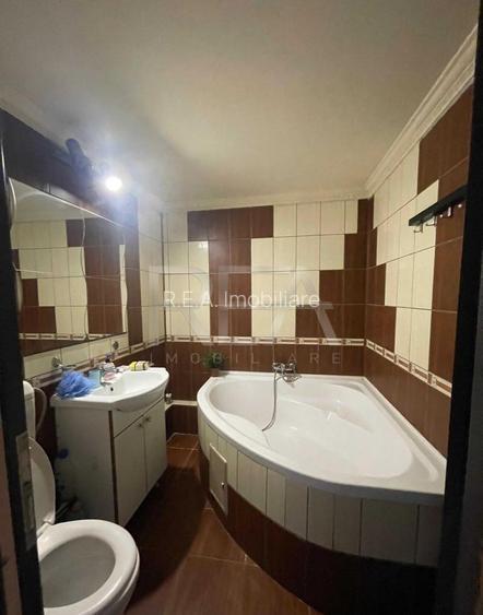 3 Camere- Centrala Proprie- Etaj 7/8- Bloc Anvelopat- Margeanului - 6