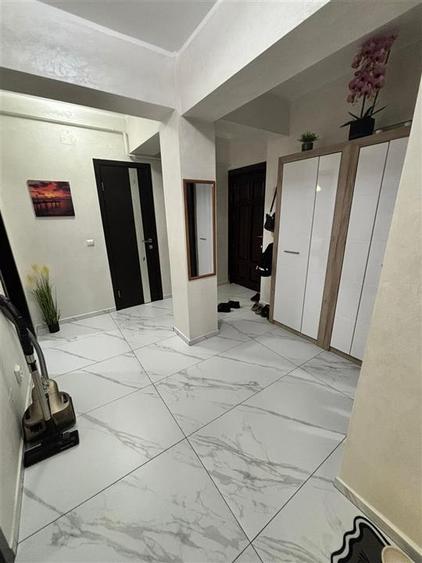 Apartament 3 camere decomandat Sun City Galata 67 mp