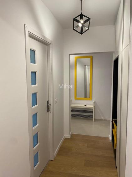 Proprietar, decomandat, renovat complet - 13