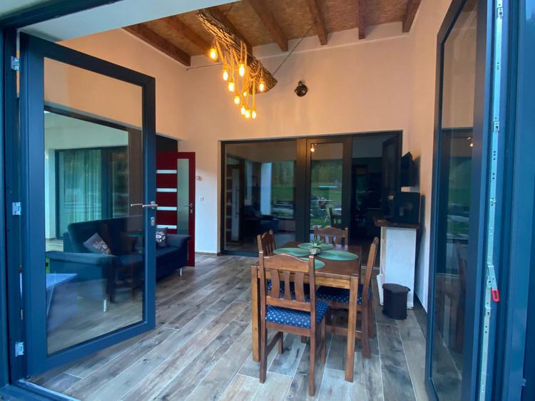 Casa Lux Mediteraniana cu 1620 mp. teren mobilata utilata CETATE cazare pensiune