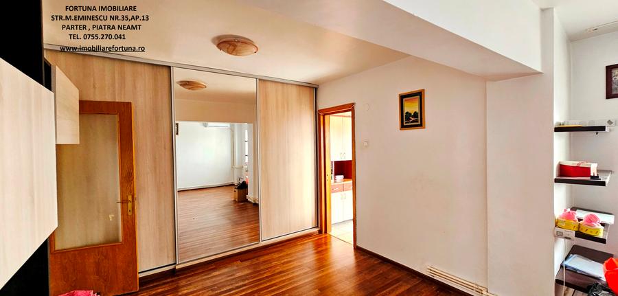Apartament 3 camere, 2 locuri parcare, view spectaculos, zona Calea Romanului
