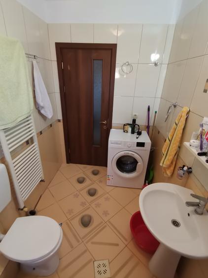 INCHIRIEZ apartament 2 camere,recent renovat,zona Strand