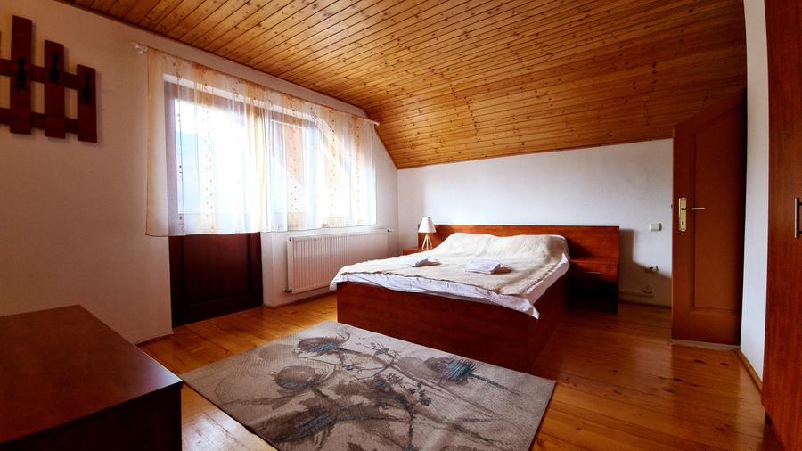 CASA VILA DE VIS PE VALEA DOBARLAULUI - JUD. COVASNA