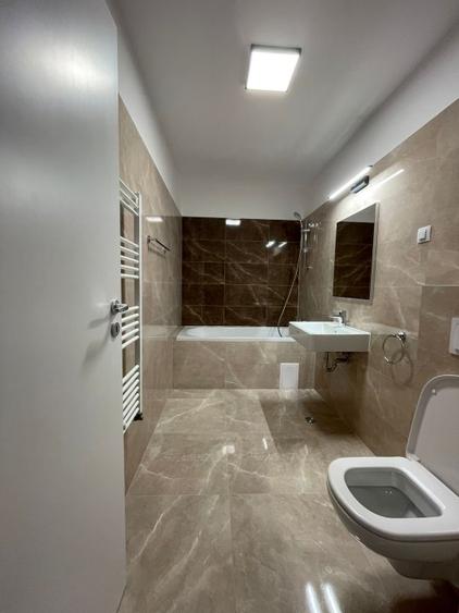 Apartament 2 camere Tip 3V - Zona Tractorul