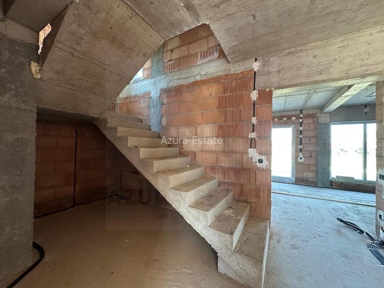 Casă tip duplex curte 350 mp 120 mp utili terasa 22 mp Sura Mare - 15