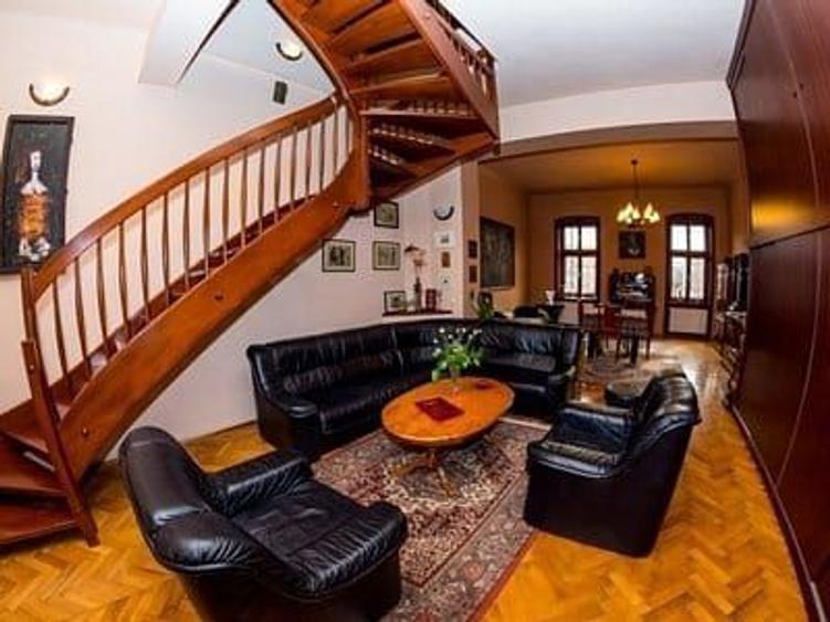 Apartament spatios zona centrala