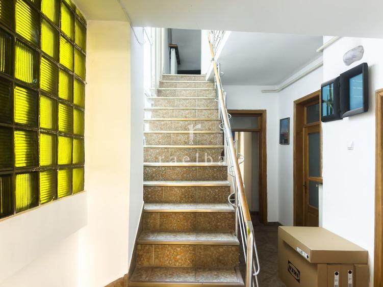 Casa | 11 camere | Str. Toamnei | Dacia
