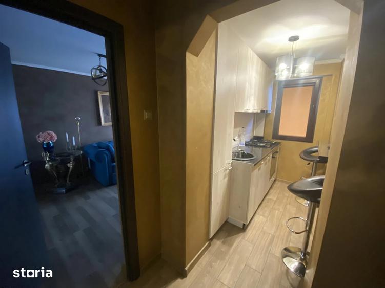 Tei 2 camere renovat cu balcon