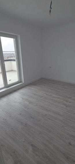 Penthouse Craiovei bloc nou
