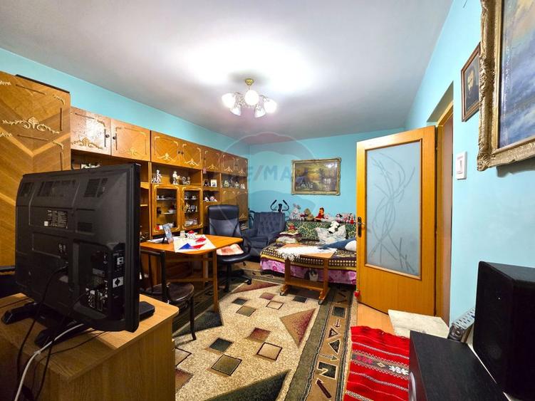 Apartament 2 camere Teiul Doamnei de vanzare, bloc 1985