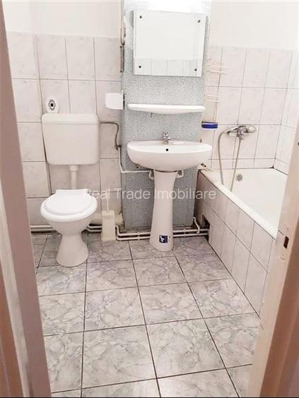 Apartament 3 camere, 2 balcoane,  2 bai zona Calea Bucuresti - 9