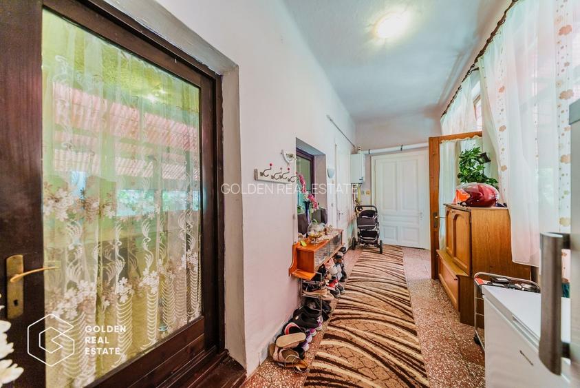 Casa foarte spatioasa cu gradina si gospodarie, Santana - 15