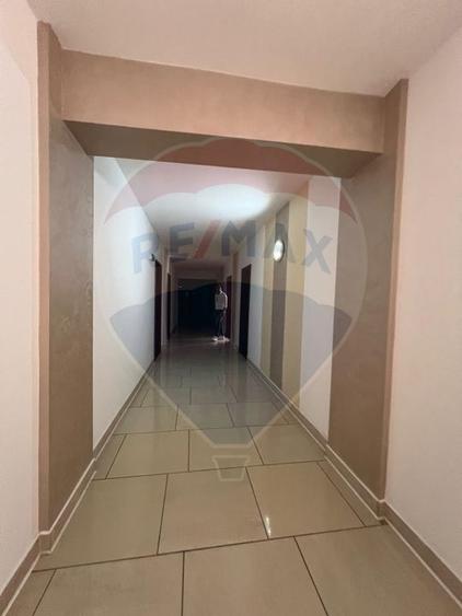 Hotel / Pensiune cu 43 camere de vânzare în Costinesti