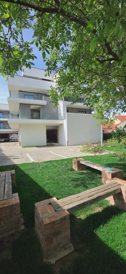 Ap. 2 cam de închiriat în Bloc Premium/str. Clujului-AP1492