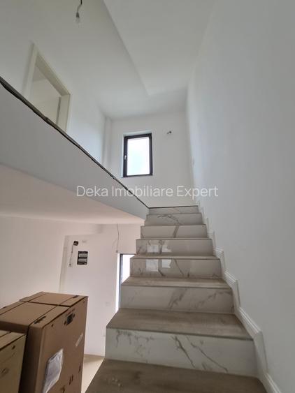 Vilă elegantă cu 5 camere si 3 bai + mansarda + garaj  – Zona Cristalului - 7