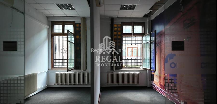 Clădire fost sediu BCR, 2.335 mp, P+2E | 0% comision - 6