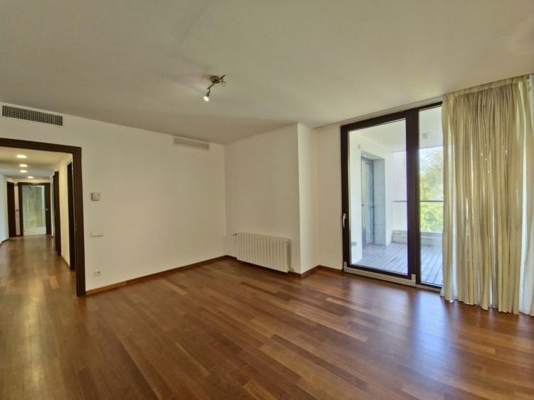 Apartament 5 camere Aviatorilor