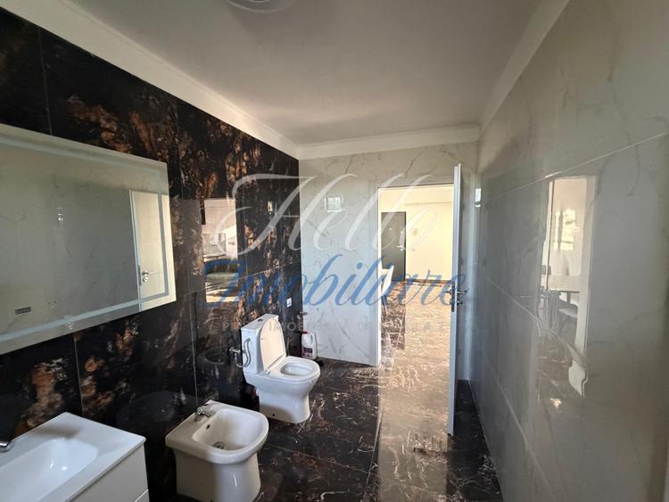 Apartament 3 camere, 60 mp, zona Vivo
