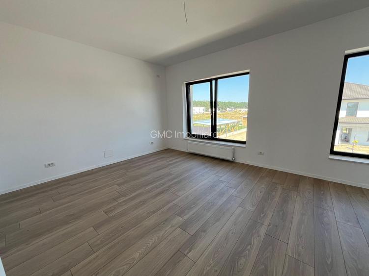 Casa la cheie - 163mp utili + teren 704 mp - cel mai mare din zona - 22