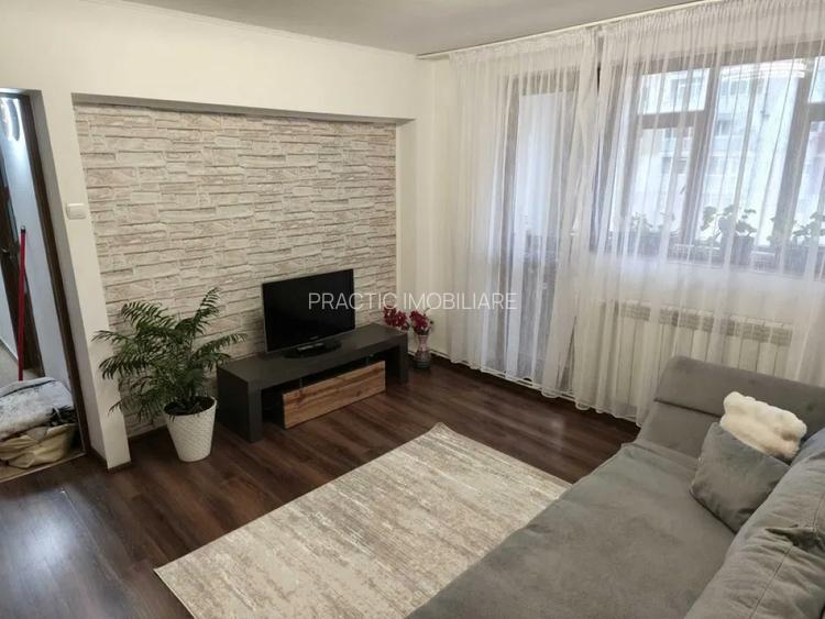 Apartament 2 camere Decomandat, etaj 5/10, Micro 20 – Mobilat & Utilat - 2