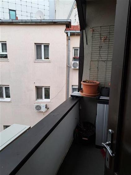 3 camere, Cotroceni, 50 mp, mansarda