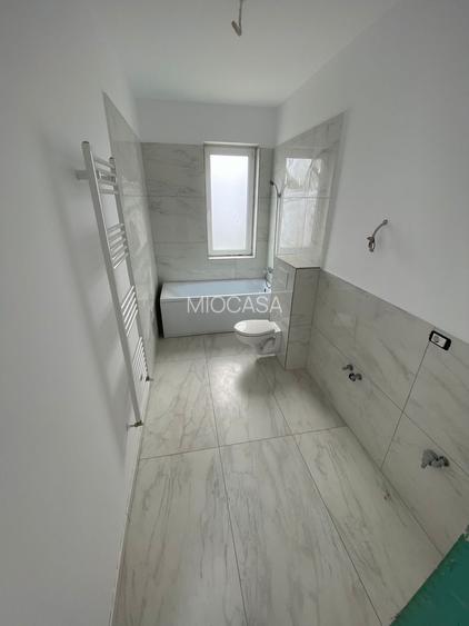 Proprietar. Nou. 3 camere. Etaj 1. Zona Girocului - langa Profi Neptun. - 10