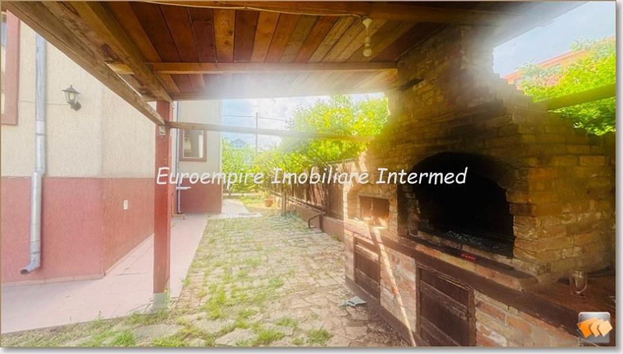 De inchiriat vila cu 5 camere in loc. Ovidiu jud. Constanta