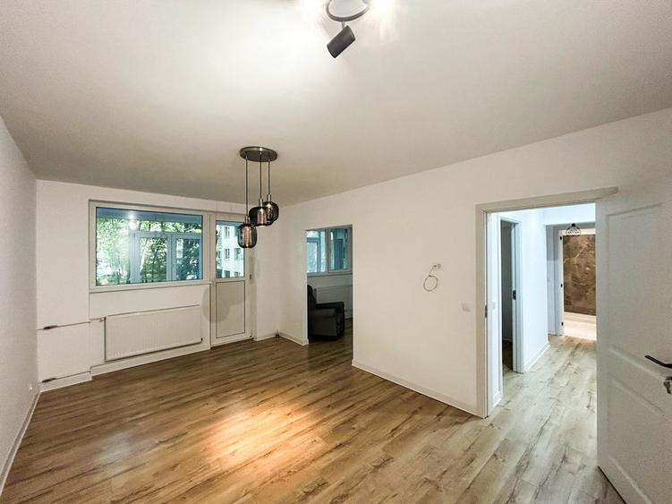 3 camere renovat 2025 METROU Raul Doamnei