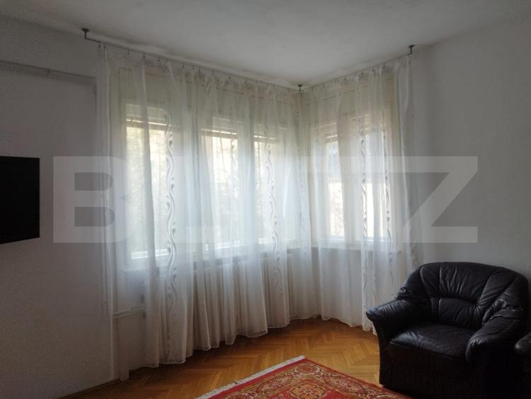 Apartament 2 camere, antreu spatios, 3 terase- una inchisa, garaj, zona Medicina