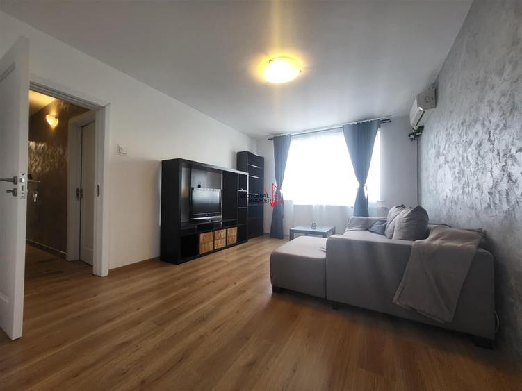 TITAN-AUCHAN / 2 CAMERE DECOMANDAT / BUCATARIE MARE