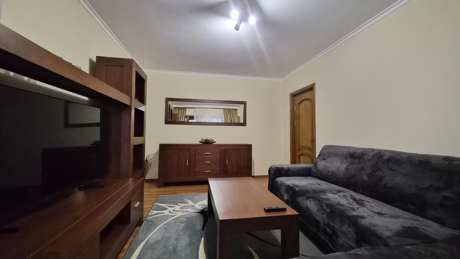 Capitol - ap 3 cam , et 2/4 , renovat integral (mobilat si utilat complet)