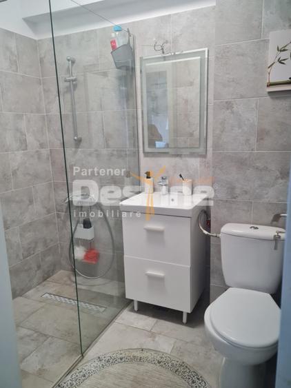 Apartament open-space cu 2 camere, etaj 7/9, zona Mamaia Nord