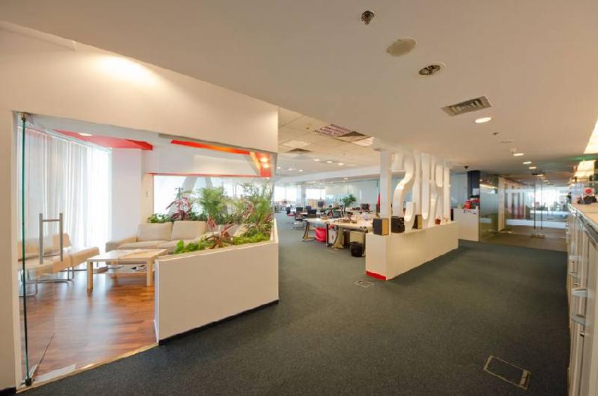 Charles de Gaulle Plaza, Aviatorilor, 298 mp 0% comision!
