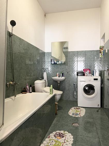 Apartament 4 camere, 120mp utili, cladire istorica, parter - Central