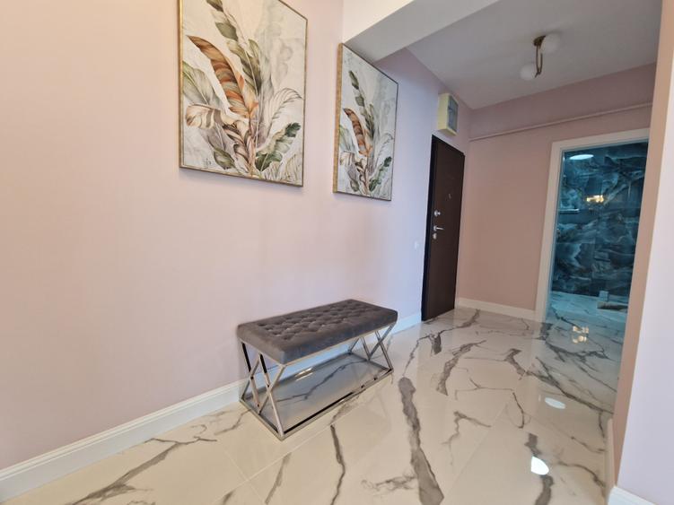Statiunea Mamaia - 2 camere 93mp cu vedere frontala Lacul Shiutghiol, parcare