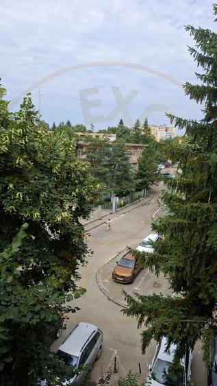 Apartament 4 camere Nord ,Etaj 3 la Poarta Scolii nr 14