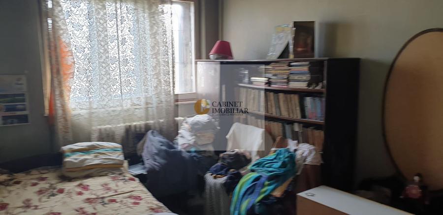 3 Camere - 68MP | Circular | Creditabil | Metrou Favorit la 1 minut