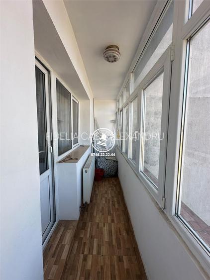 Apartament 2 camere de inchiriat semidecomandat etaj intermediar - Podu Ros - 12