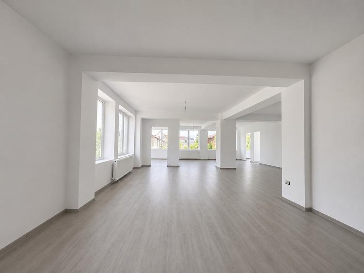 Spațiu 141 mp cu acces separat | Ideal școală, birouri, after-school sau studio