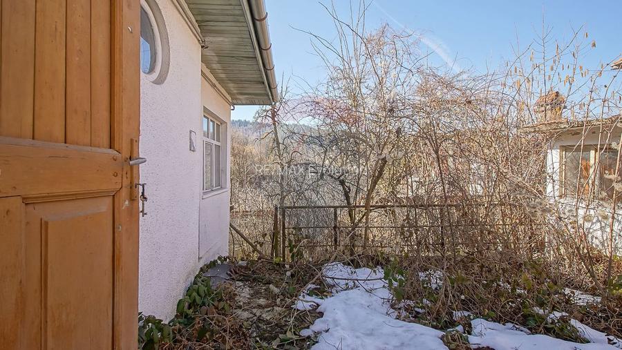 DE RENOVAT CASA INDIVIDUALA  | 180 MP CURTE| PRIVELISTE - 12