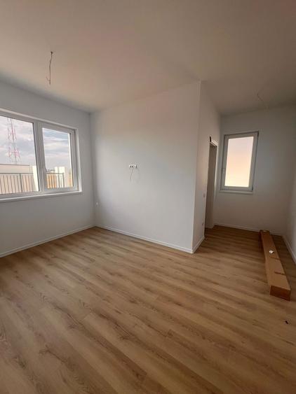 Comision 0%. Duplex spatios 120 mp. Panouri solare. 380 mp teren. La cheie.