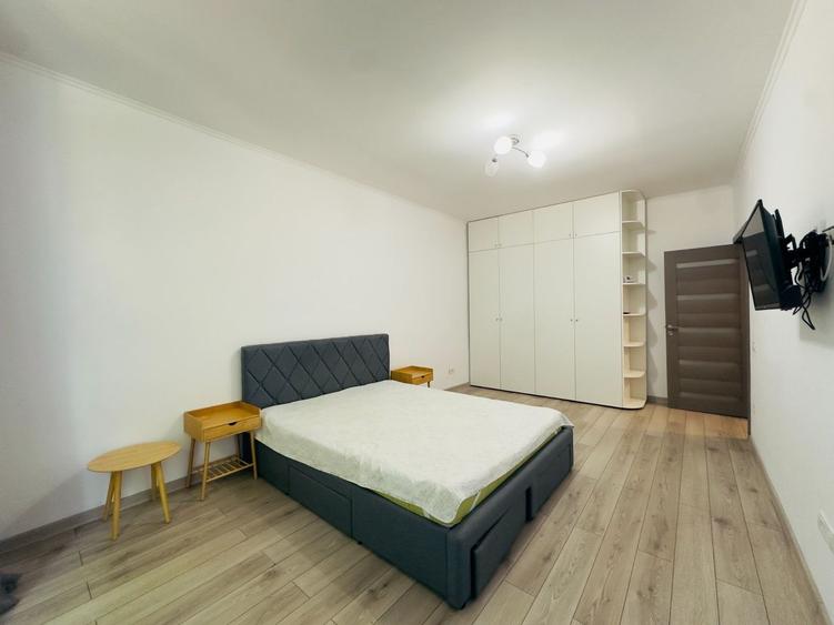 Garsoniera decomandată, complet renovată, etaj 1, langa Judetean