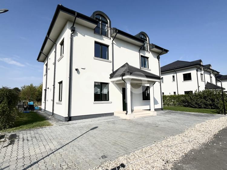 De vanzare vila individuala 9 camere mobilata si utilata Corbeanca