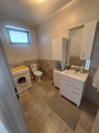 Casa cu 4 camere de vanzare in Selimbar