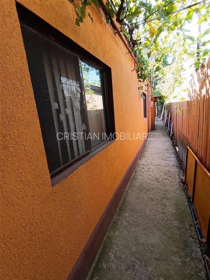 Piata Saraca-Casa 3 cam Caramida 100mp utili toate utilitatile teren 196 mp - 5