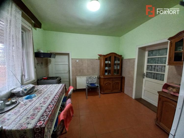 Casa individuala spatioasa cu 6 camere - Ghiroda